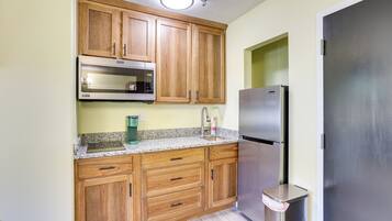 Apartment (0 Bedroom) | Interior