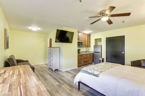 Apartment (0 Bedroom) | Bahagian dalam