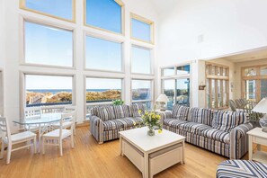 Televisión, estéreo y oficina