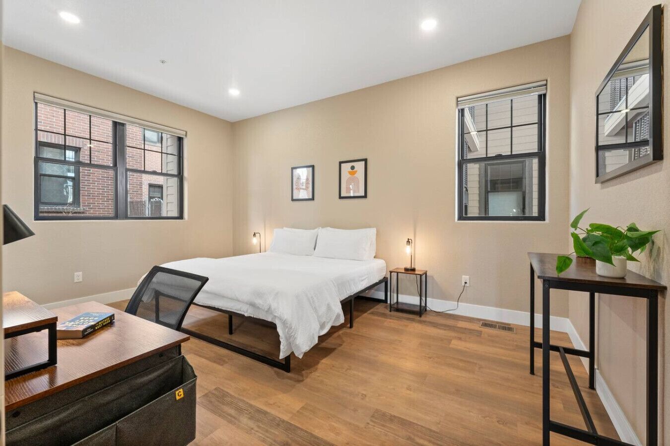 3 bedrooms, desk, iron/ironing board, WiFi