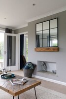 4 habitaciones, escritorio y acceso a internet 