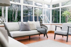 Ferienhaus | 5 Schlafzimmer, Schreibtisch, Internetzugang