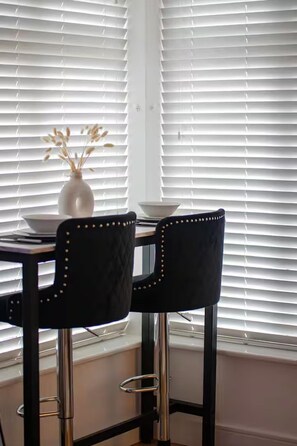 Apartment | Dining - Cozy Apartment in Bury St Edmunds (Bury St Edmunds)