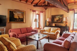 Suite Deluxe, vistes al llac | Caixa forta a l'habitació i wifi gratuïta 