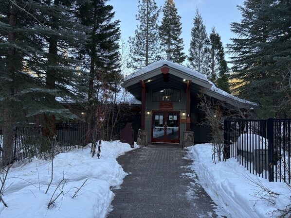 Condo, 1 Bedroom | Exterior