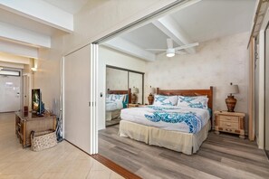 2 bedrooms, iron/ironing board, free WiFi - Big Island Kona Bali Kai 411 2 Bedroom Condo (Kailua-Kona)