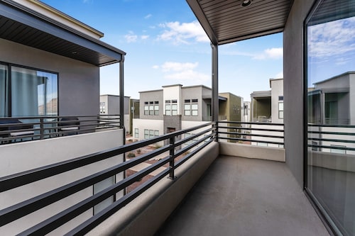 Villa #13 At Bloomington Country Club 4 Bedroom Townhouse