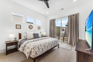 4 chambres, bureau, espace de travail pour ordinateur portable