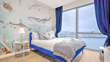 2 Schlafzimmer, Schreibtisch, Bügeleisen/Bügelbrett, Reisekinderbett