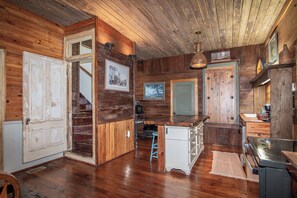 Fridge, microwave, oven, stovetop - St. Germaine Updated historical home located in Georgetown SC MAIN LEVEL (Georgetown)