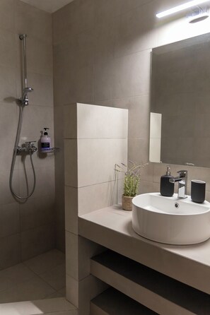 Hair dryer, towels, soap, shampoo - Phos de Antiparos (Antiparos)