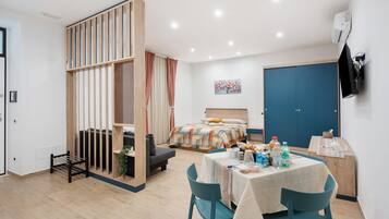 1 bedroom, free WiFi, bed sheets