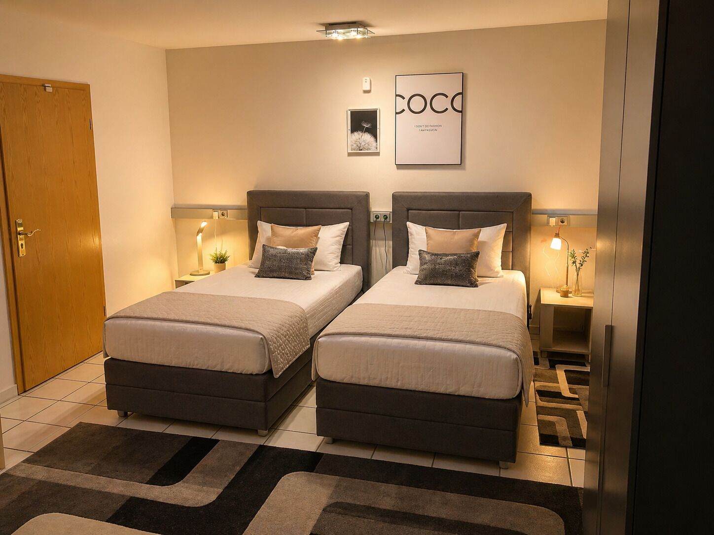 1 bedroom, desk, iron/ironing board, WiFi