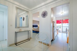 2 soverom, strykejern/-brett, wi-fi (inkludert) og sengetøy