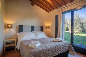 Căn hộ lãng mạn, 1 phòng ngủ, quang cảnh vườn | Truy cập Internet không dây miễn phí, bộ trải giường 