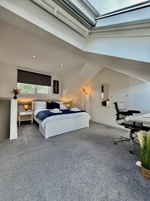 3 bedrooms, iron/ironing board, WiFi, bed sheets - Modern and cosy duplex in Hendon (London)