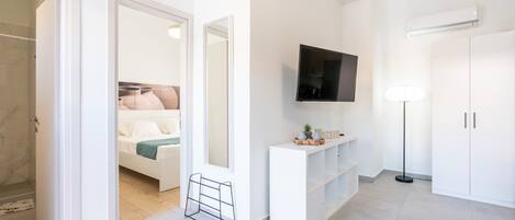 1 chambre, fer et planche à repasser, Wi-Fi gratuit, draps fournis