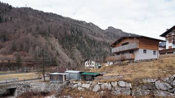Esterni