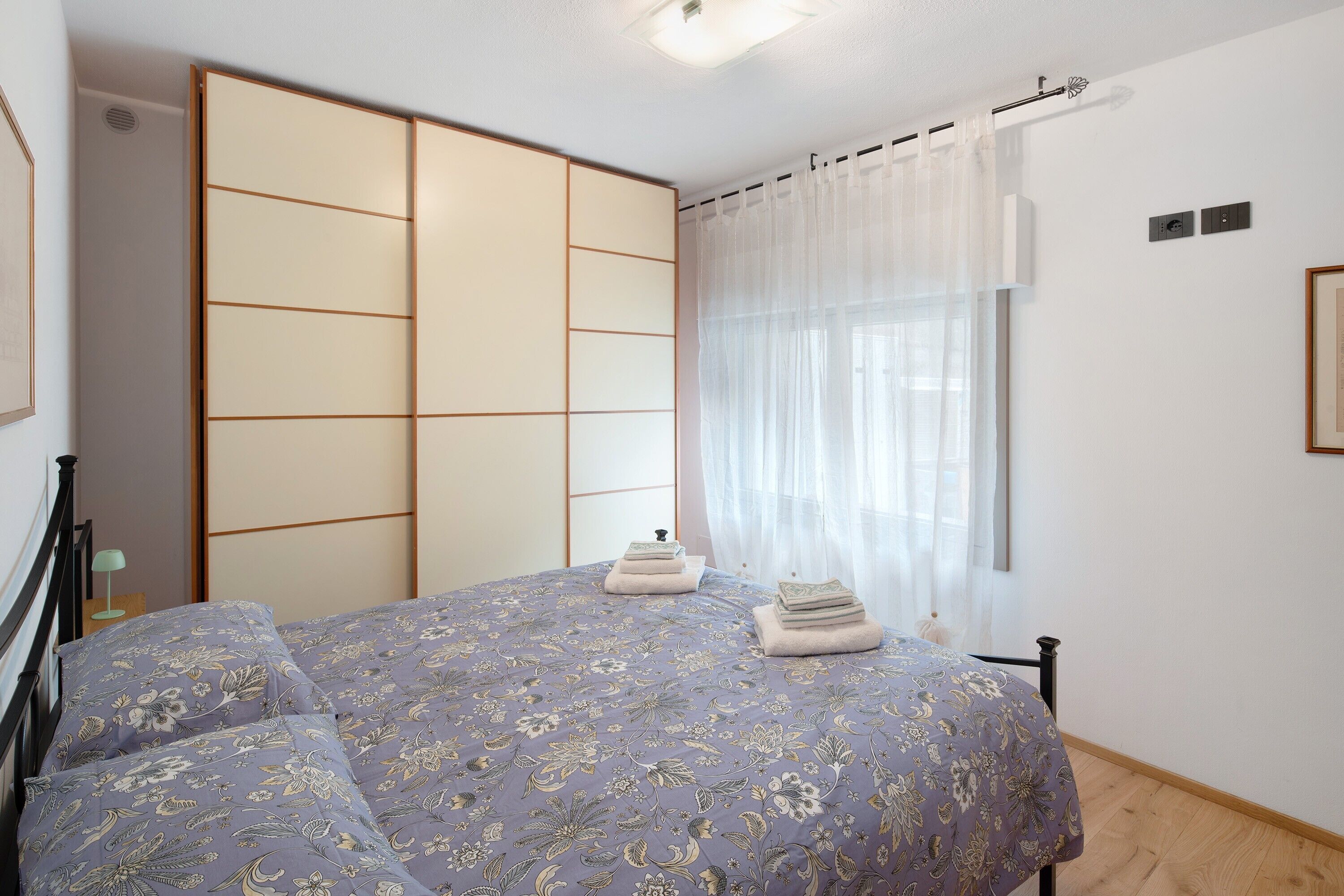 2 camere, ferro/asse da stiro, Wi-Fi gratuito, lenzuola