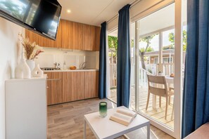 Deluxe Mobile Home | Private kitchen - Club Del Sole Adriatico Cervia Easy Camping Village (Cervia)