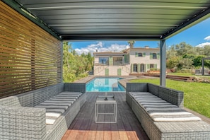 Piscine extérieure