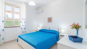 3 Schlafzimmer, Bügeleisen/Bügelbrett, Bettwäsche