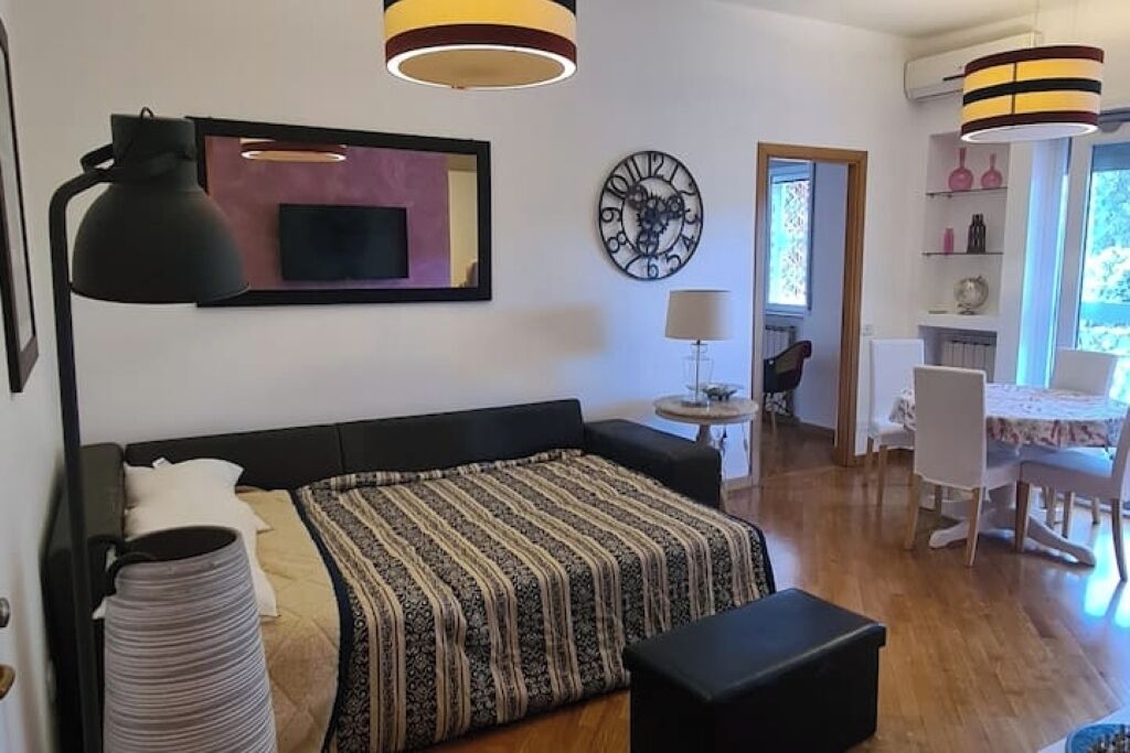 1 camera, ferro/asse da stiro, Wi-Fi, lenzuola