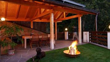 Chalet | Tempat makan outdoor