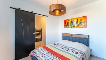 4 bedrooms, free WiFi, bed sheets