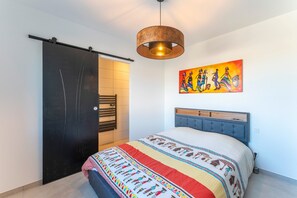 4 bedrooms, free WiFi, bed sheets