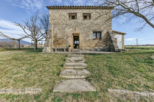 Country House 'Cal Tort' with Mountain View, Private Pool and Wi-Fi