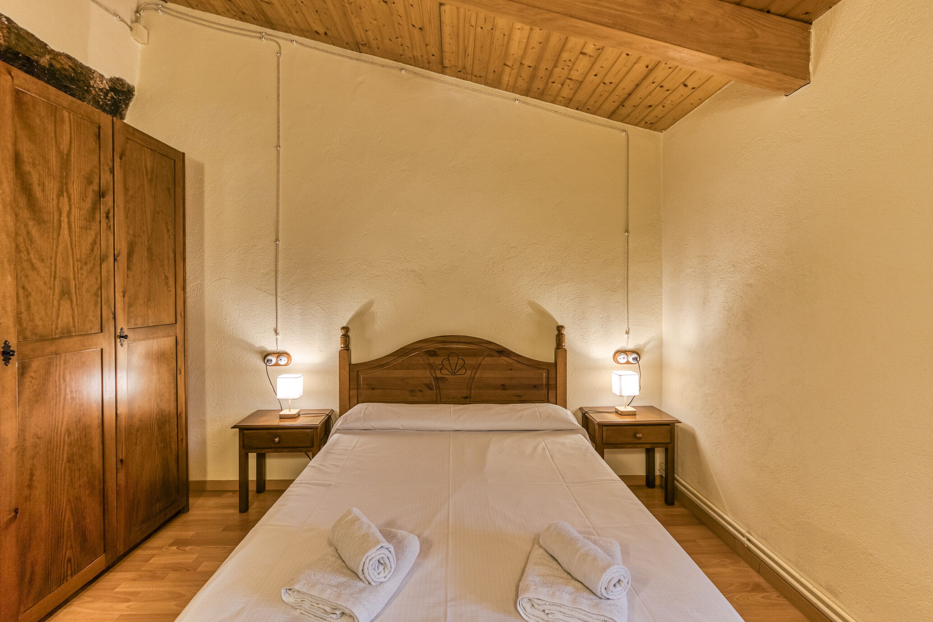 3 habitaciones, wifi gratis y ropa de cama 