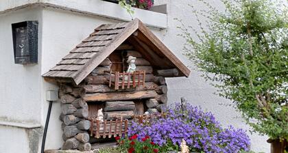 Ferienwohnung 'Stark' mit Bergblick, Gemeinschaftsterrasse und Wi-Fi