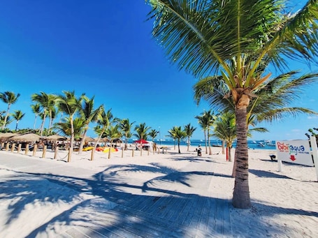 Exterior. GLOBALSTAY Cocotal Condo in Punta Cana