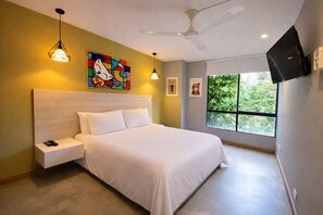 2 habitaciones, tabla de planchar con plancha, cuna de viaje y wifi