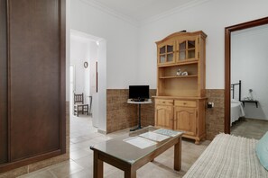 1 makuuhuone, silitysrauta/-lauta, ilmainen Wi-Fi, vuodevaatteet