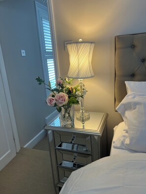 2 slaapkamers, een strijkplank/strijkijzer, wifi, beddengoed