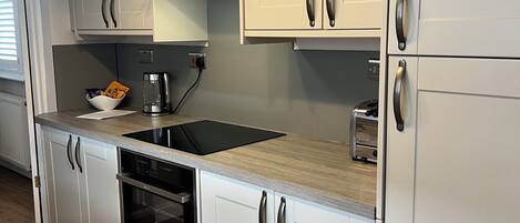 Microwave, stovetop, dishwasher