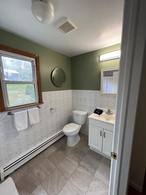 Ympäristöystävälliset hygieniatuotteet, hiustenkuivaaja, pyyhkeet