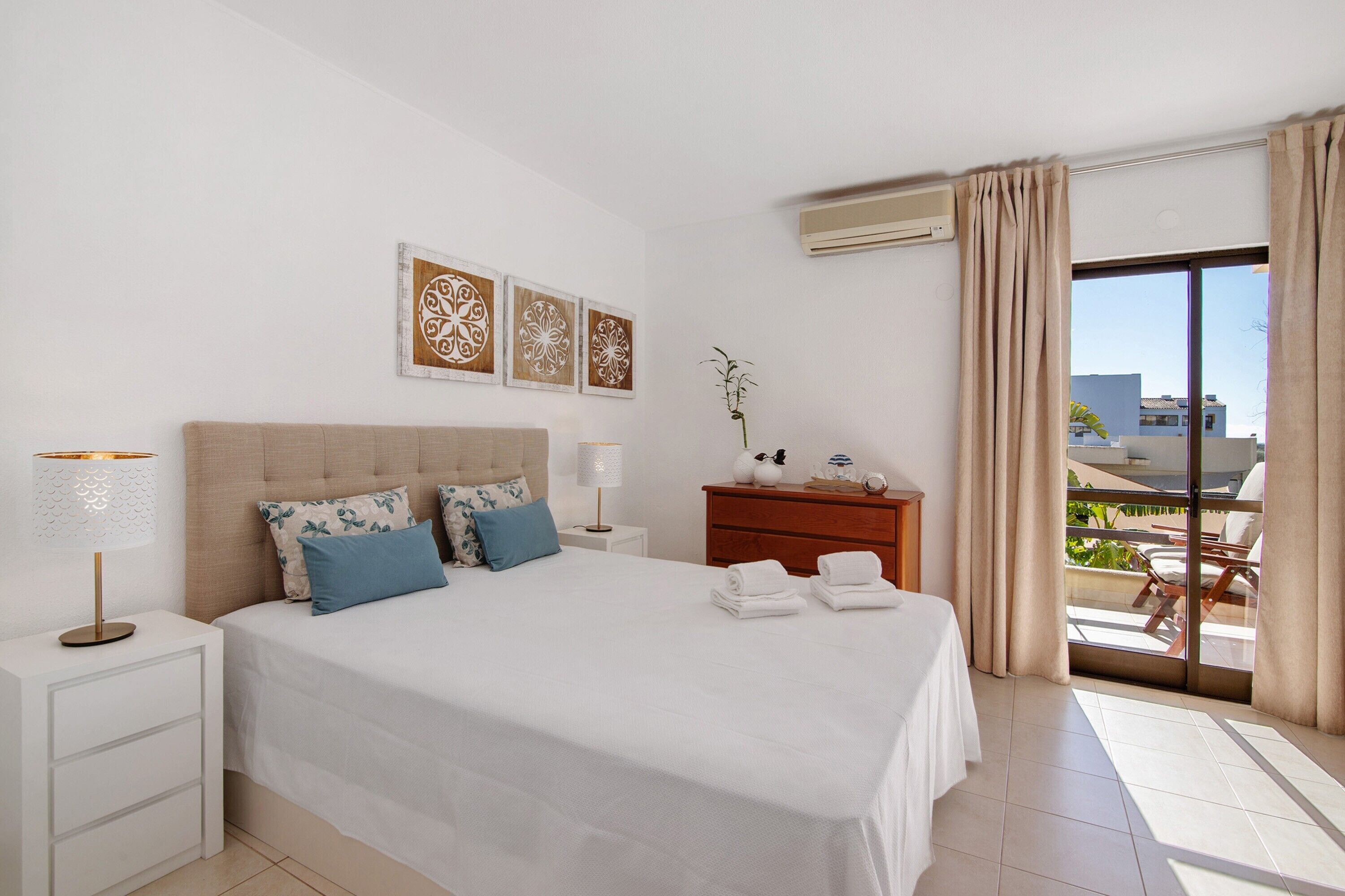 1 多间卧室、免费 WiFi、床单