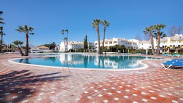 Piscine couverte