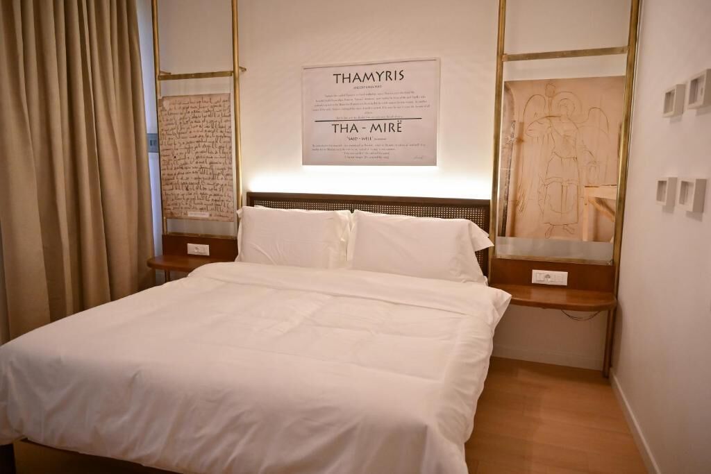 Classic Double Room | Desk, soundproofing