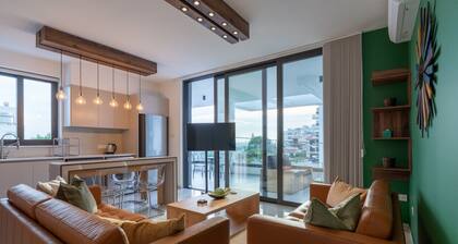 Beachcomber 2-Bedroom Apartment in Larnaca