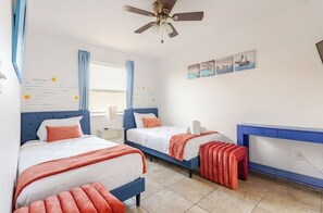 2 chambres, fer et planche à repasser, Wi-Fi, draps fournis