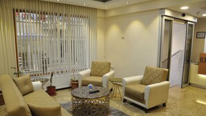 Reception - My World Hotel (Istanbul)
