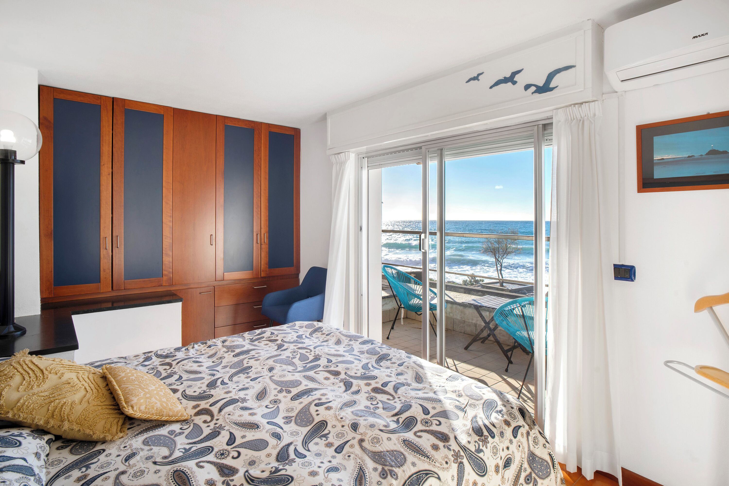 2 chambres, fer et planche à repasser, Wi-Fi gratuit, draps fournis