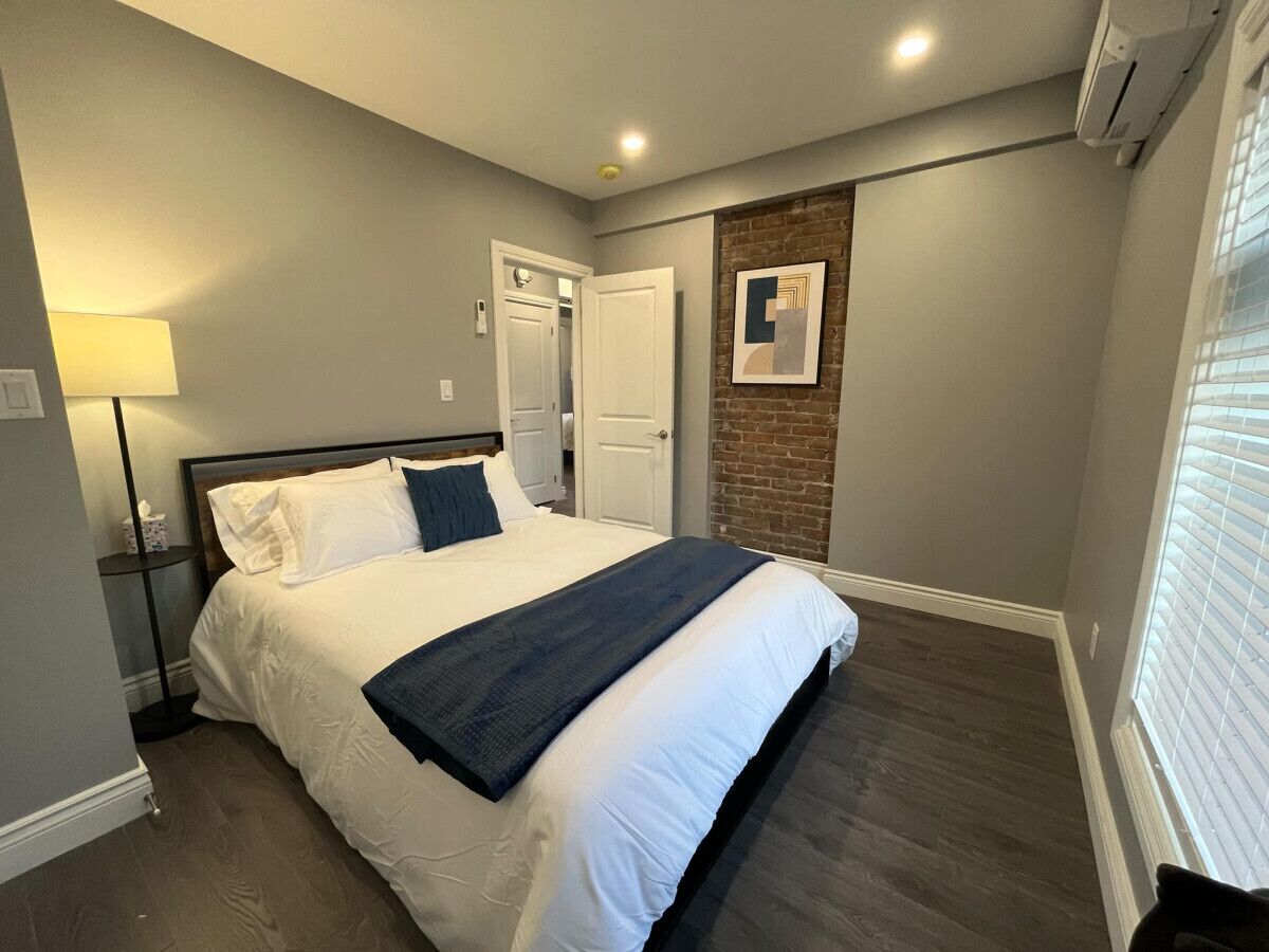 2 bedrooms, desk, free WiFi, bed sheets