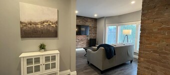 Two Bedroom Luxury apartment in Walkerville.