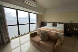 Family Room, River View | 1 bedroom, free WiFi