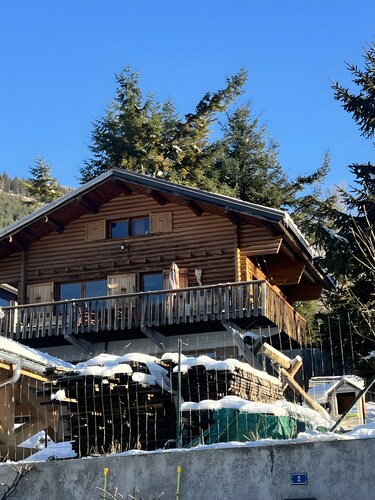 Apartment 'Au Soleil' with Mountain View, Private Garden and Wi-Fi